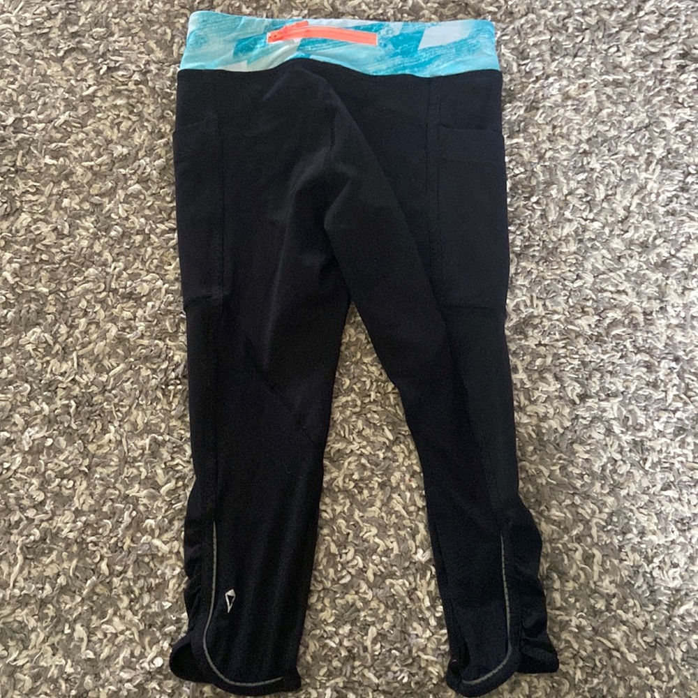 Ivivva by Lululemon Crop Leggings